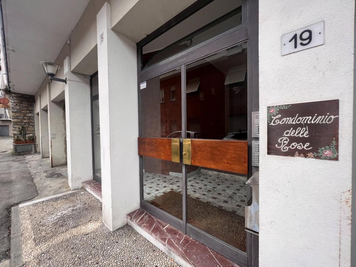 Val Di Sole 19-Iii Piano- Vista Mare- Vista Collina-Wifi 100Mg-Aria Condizionata In Tutte Le Stanze -L'Appartamento E' Stato Completamente Rinnovato Nel 2023 Rapallo Extérieur photo