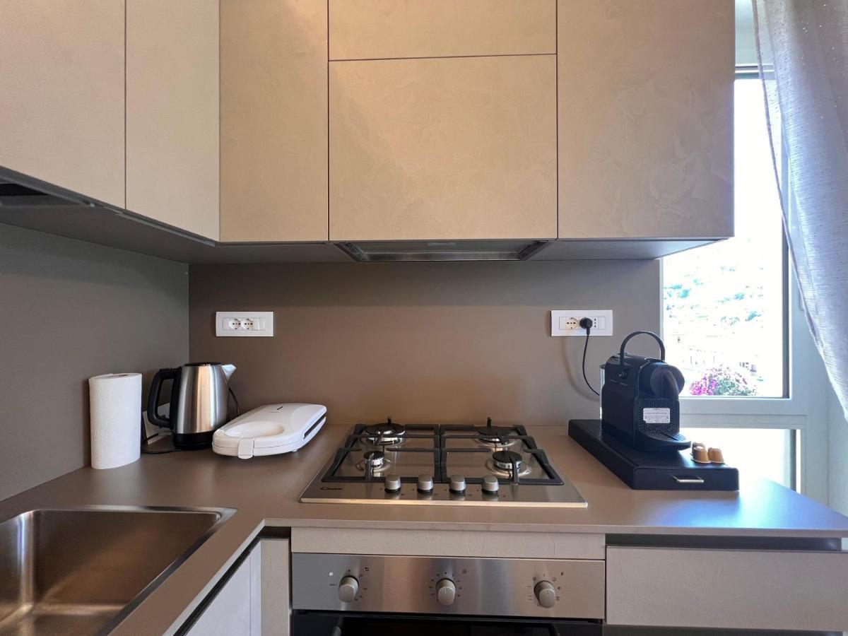 Val Di Sole 19-Iii Piano- Vista Mare- Vista Collina-Wifi 100Mg-Aria Condizionata In Tutte Le Stanze -L'Appartamento E' Stato Completamente Rinnovato Nel 2023 Rapallo Extérieur photo