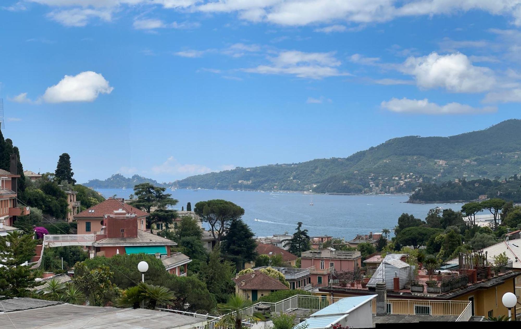 Val Di Sole 19-Iii Piano- Vista Mare- Vista Collina-Wifi 100Mg-Aria Condizionata In Tutte Le Stanze -L'Appartamento E' Stato Completamente Rinnovato Nel 2023 Rapallo Extérieur photo